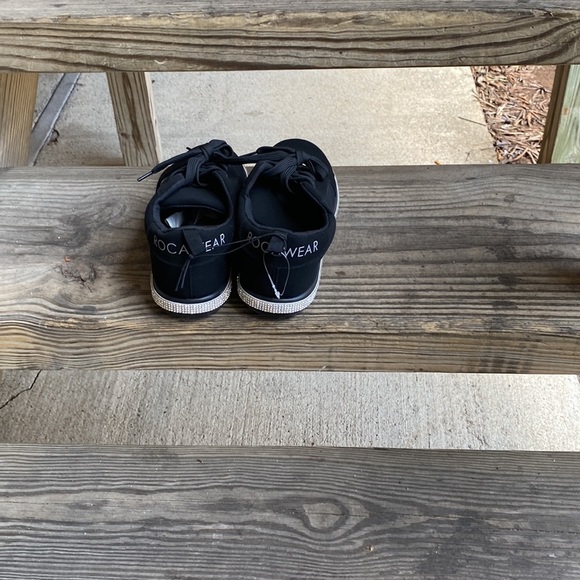 Black sneakers with embellished bottoms - Picture 4 of 12